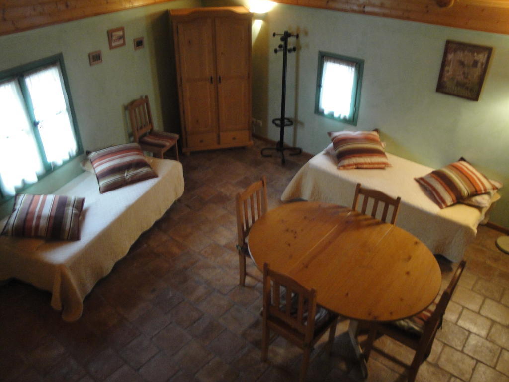 Bastide De La Treille Villa Montaren-et-Saint-Médiers Room photo