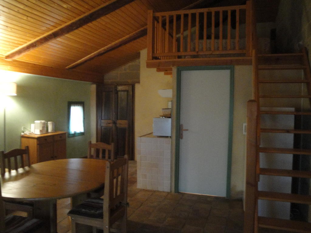 Bastide De La Treille Villa Montaren-et-Saint-Médiers Room photo