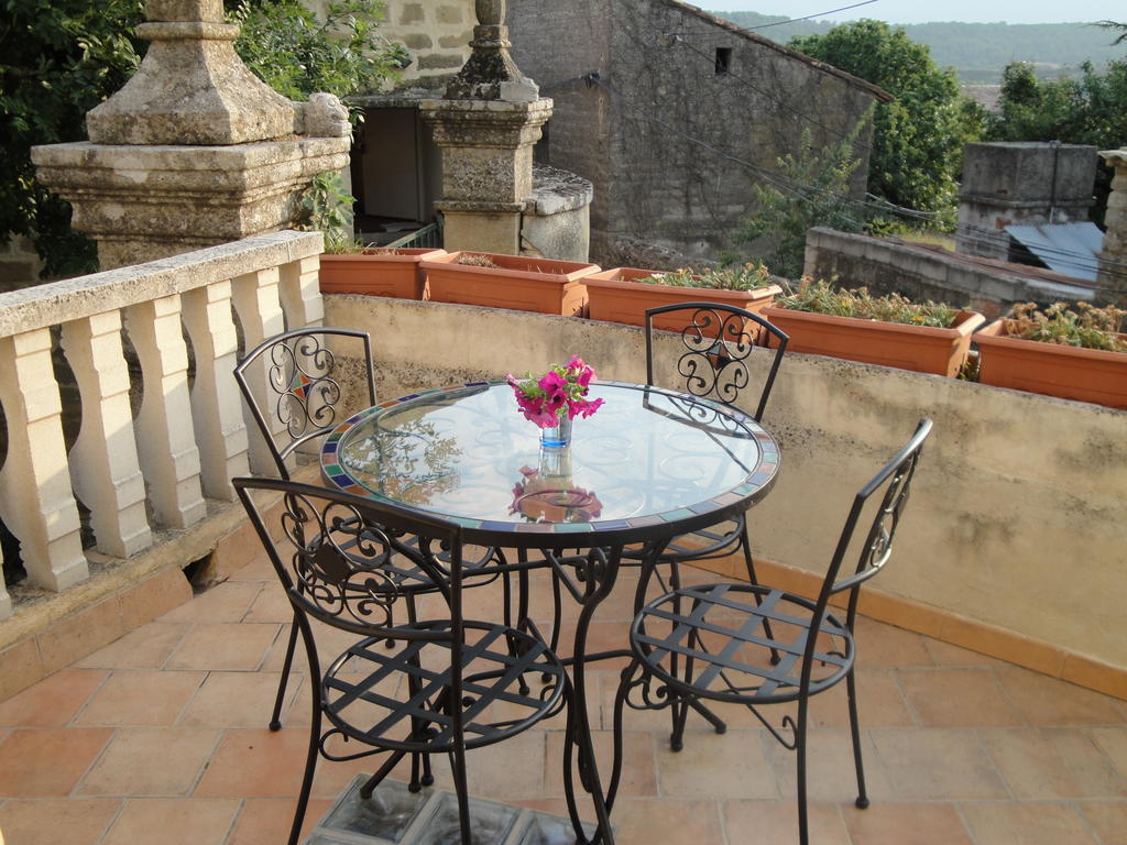 Bastide De La Treille Villa Montaren-et-Saint-Médiers Room photo